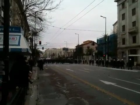 Επεισόδια στο Σύνταγμα 10/02/12 (3)