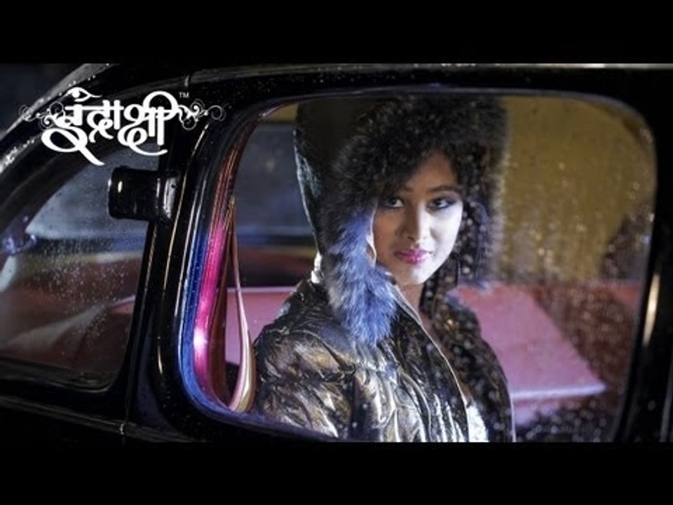 Mrunal Dusanis - Making of Indrakshi Marathi Taraka Calendar 2012