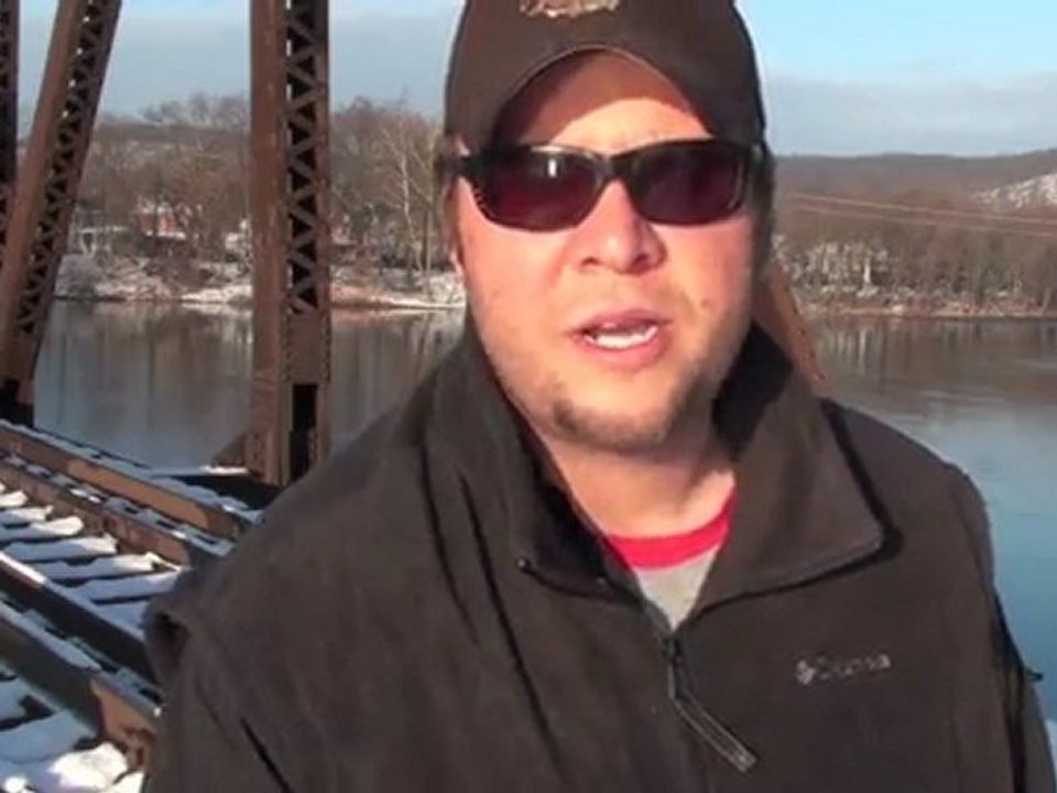 Field & Stream's Hook Shots, Season 3 Ep. 9: The Year-End Muskie Hunt