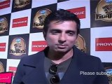 CELEBS SUPPORTS TO MUMBAI FIGHTERS - 06.mp4