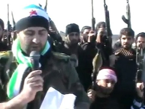 فري برس بيان كتيبة المهام الخاصة النقيب رواد الأكسح امام المتظاهرين