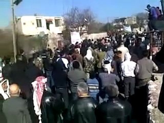 فري برس   اللاذقية الحفة   بابنا والجنكيل رح نتظاهر ليل نهار عذرا حماة 3 2 2012