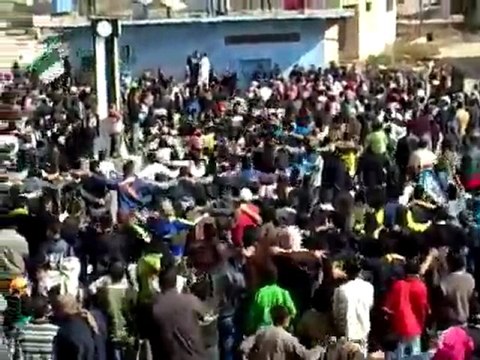 فري برس الغارية الشرقية مظاهرة رائعة رغم الجراح في جمعة عذراً حماه سامحينا 3 2 2012