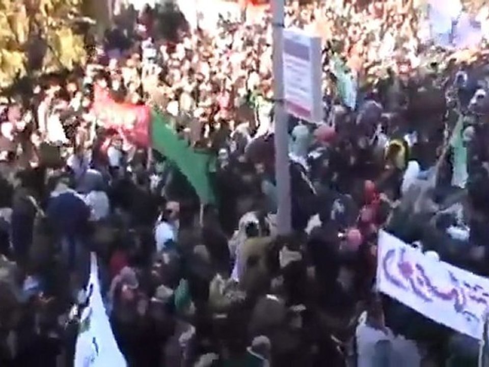 فري برس   ادلب    مظاهرة جمعة عذرا حماة سامحينا 3 1 2012