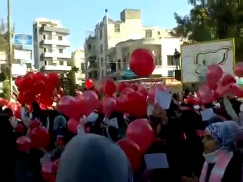 فري برس ادلب مظاهرة جمعة عذرا حماة سامحينا حرائر 3 1 2012