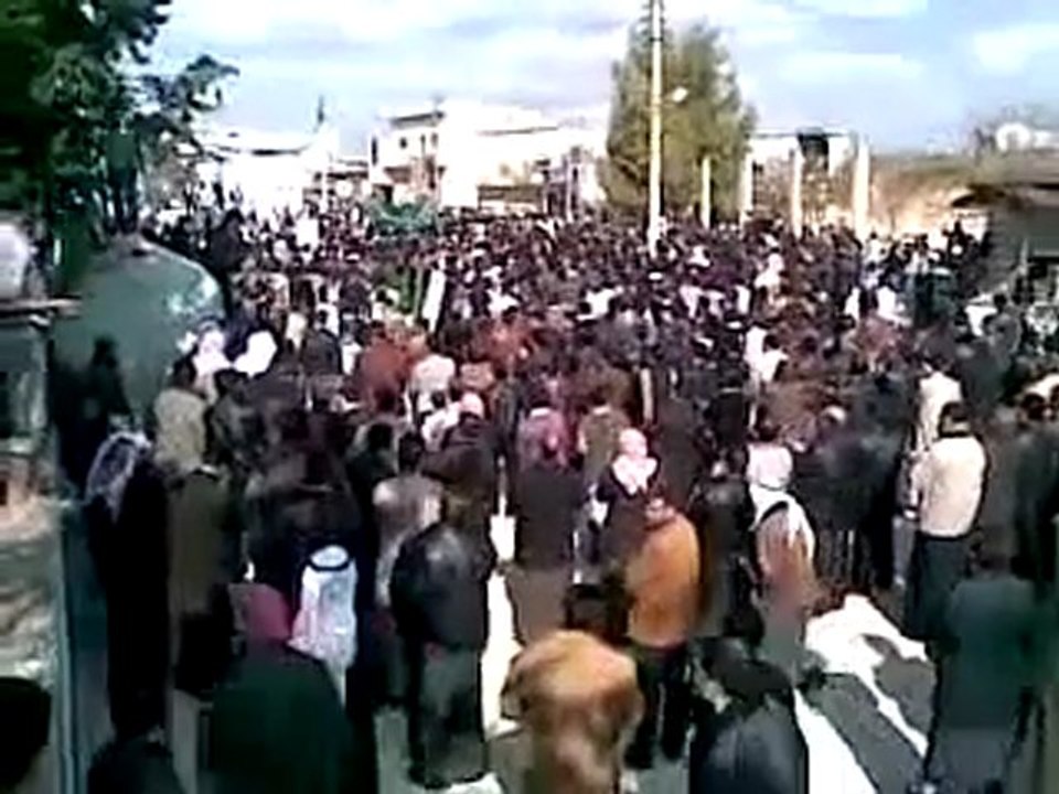 فري برس   ادلب   معرة حرمة    جمعة عذرا حماه سامحينا 3 2 2012 جـ2