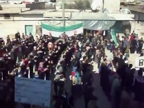 فري برس ادلب حزانو مظاهرة جمعة عذرا حماه 3 2 2012 جـ2