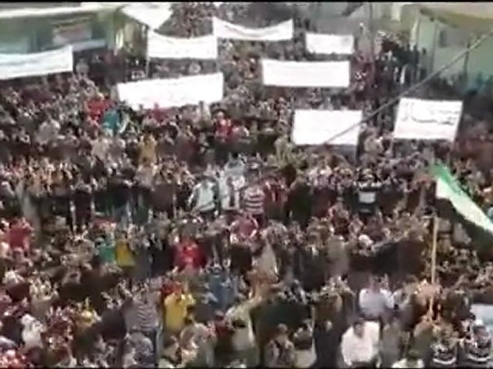 فري برس   ادلب   تفتناز    جمعة عذرا حماة سامحينا 3 2 2012 ج2