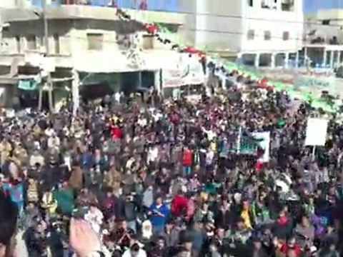 فري برس ادلب بنش مظاهرة جمعة عذرا حماه سامحينا 3 2 2012 جـ4