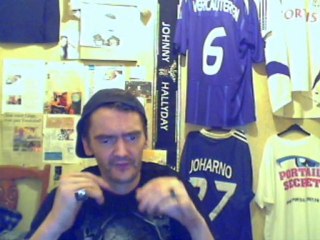 anonymous et les mythomanes