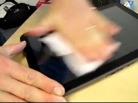 Smrt Wipe Tablet, Phone, Monitor Cleansing Wipes Unboxing & First Look Linus Tech Tips
