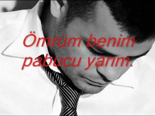 CÜNEYT ERGÜN - KIRMIZI