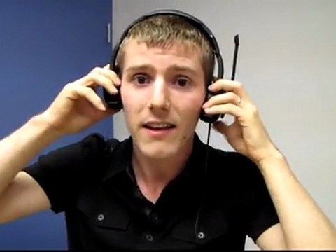 Roccat Kulo USB Virtual 7.1 Surround Headset Unboxing & First Look Linus Tech Tips