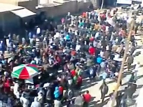 فري برس مقطع رائع مظاهرة سري كانيهراس العين سبت الغضب لحمص 4 2 2012