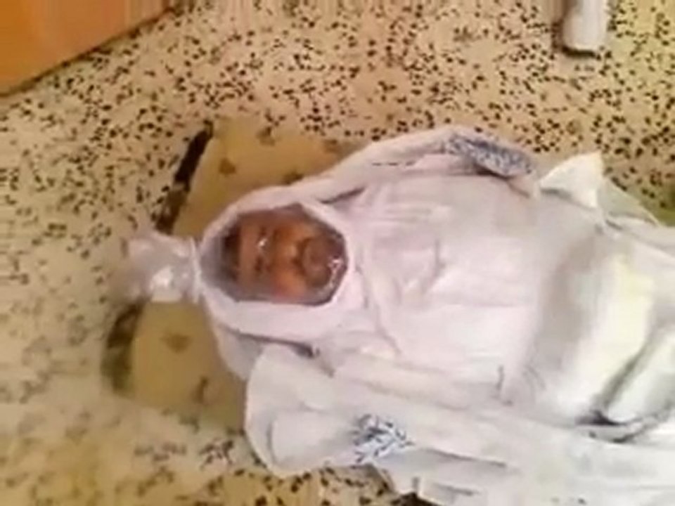 فري برس   حمص الخااالدية الشهيد البطل مختار محمد بحلاق  مجزرة الخااالدية  4 2 2012