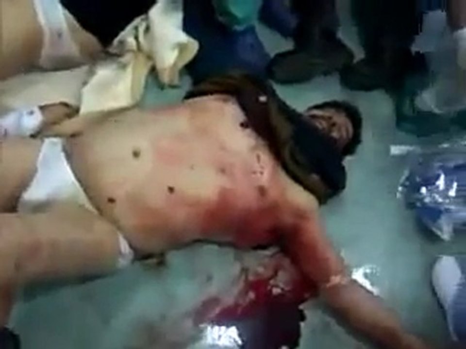 فري برس   الخالديه عشرات الشهداء ومئات المصابين 3 2 2012