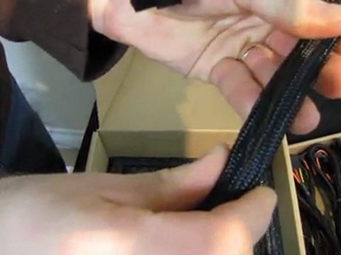 XFX 1000W Pro Series 80PLUS Platinum Power Supply Unboxing & First Look Linus Tech Tips