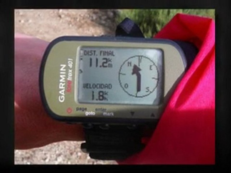 Top Deal Review - Garmin Foretrex 401 Waterproof Hiking GPS