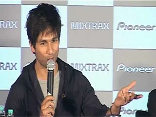 Shahid Kapoor Launches Pioneers Product