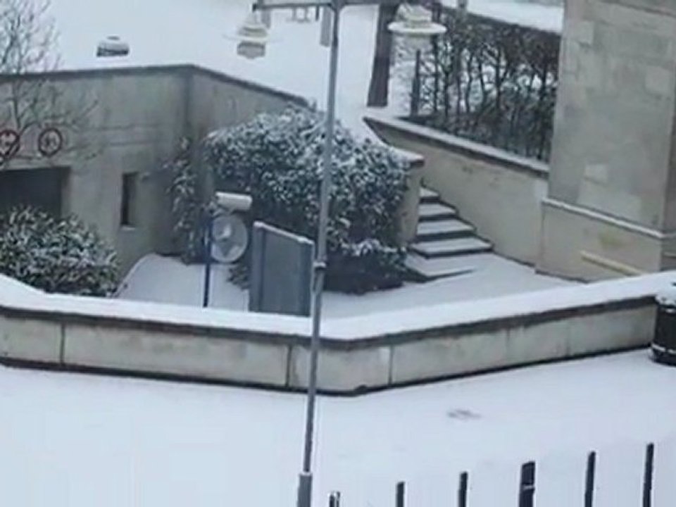 Beauvais: 3 centimètres de neige dans la ville