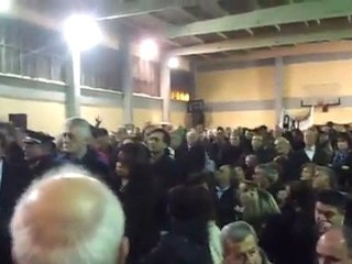 Αποδοκιμασίες κατά Χρυσανθακόπουλου