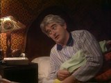 Father Ted - 1x02 - Entertaining Father Stone vost fr
