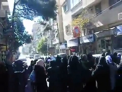 فري برس ريف دمشق حرائر التل وين رجالك سوريا وين اللي بدو الحرية 4 2 2012