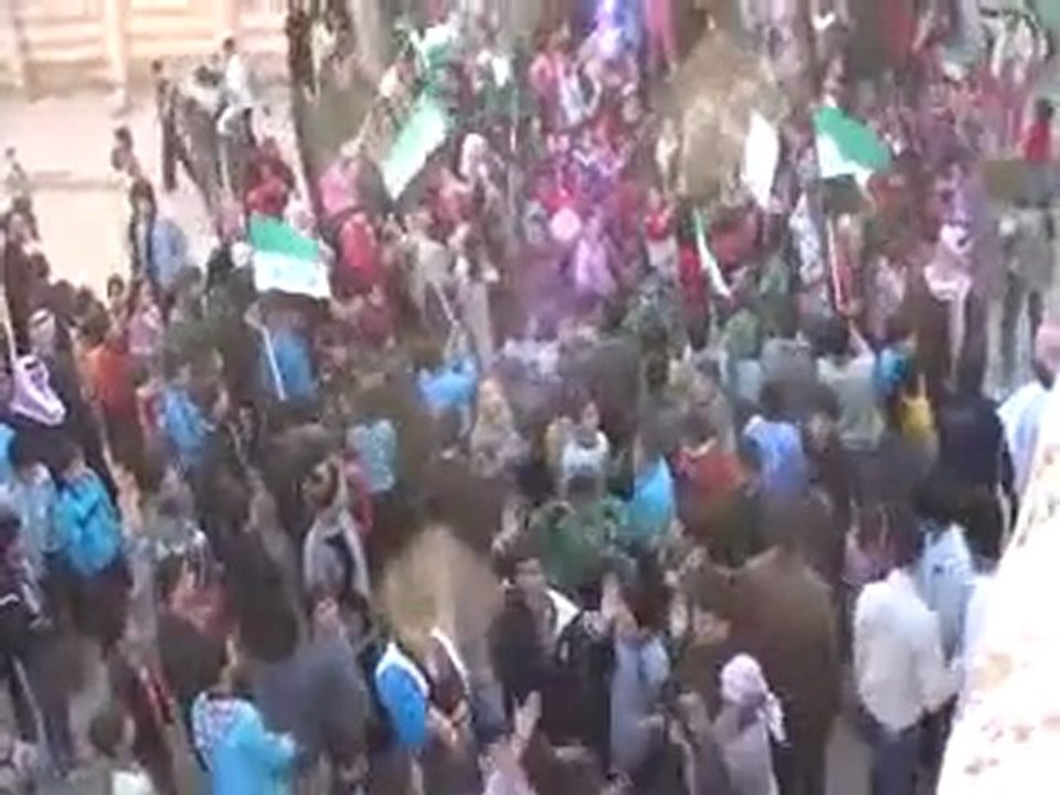 فري برس   حمص   حي الربيع العربي   مظاهرة عصرونية رااائعة 4 2 2012