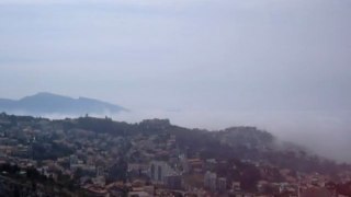 Notre-Dame-de-la-Garde dans la ouate