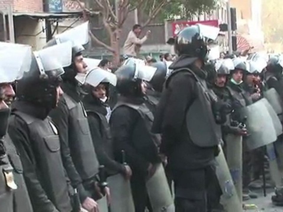 Egypte: nouveaux heurts entre manifestants et policiers au Caire