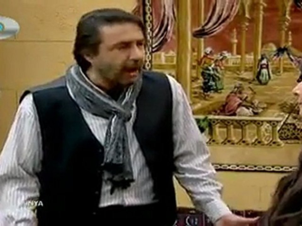 Yalan Dünya - Nasıl sesimden, bakışlarımdan tahrik olmuyorsun anlamıyorum :)