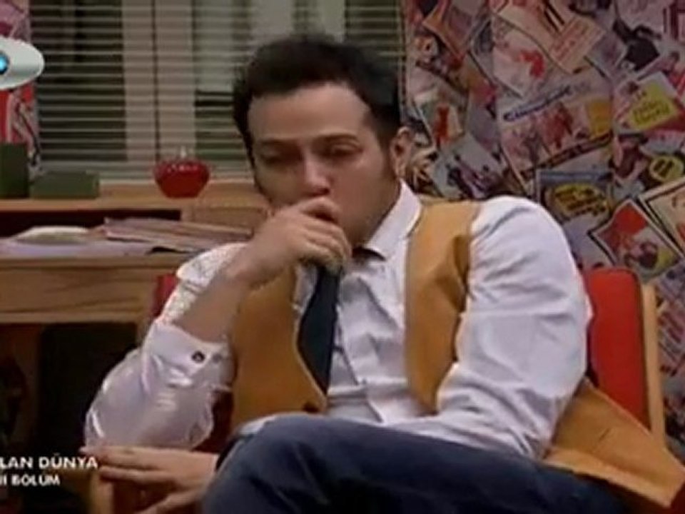 Yalan Dünya - Açılay ağzını açarsa :)