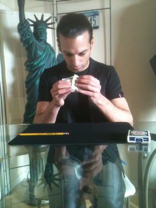 D'ILLUSION EN ILLUSION BY JEREMILLUSION