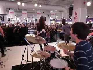 Selena Gomez &  The Scene - Girl Meets World (Episode 4)