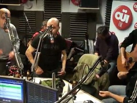 Zebda - Le Dimanche Autour de L'Eglise - Session Acoustique OÜI FM