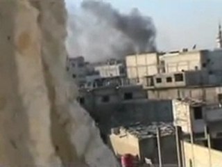 فري برس   حمص حي عشيرة إجتياح الحي من قبل شبيحة الأسد 5 2 2012