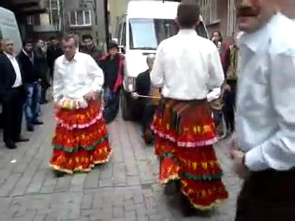 YASİN & FATMA SAĞDIÇ'IN DÜĞÜNÜNDEN (KEMANE VE KÖÇEK SHOW)