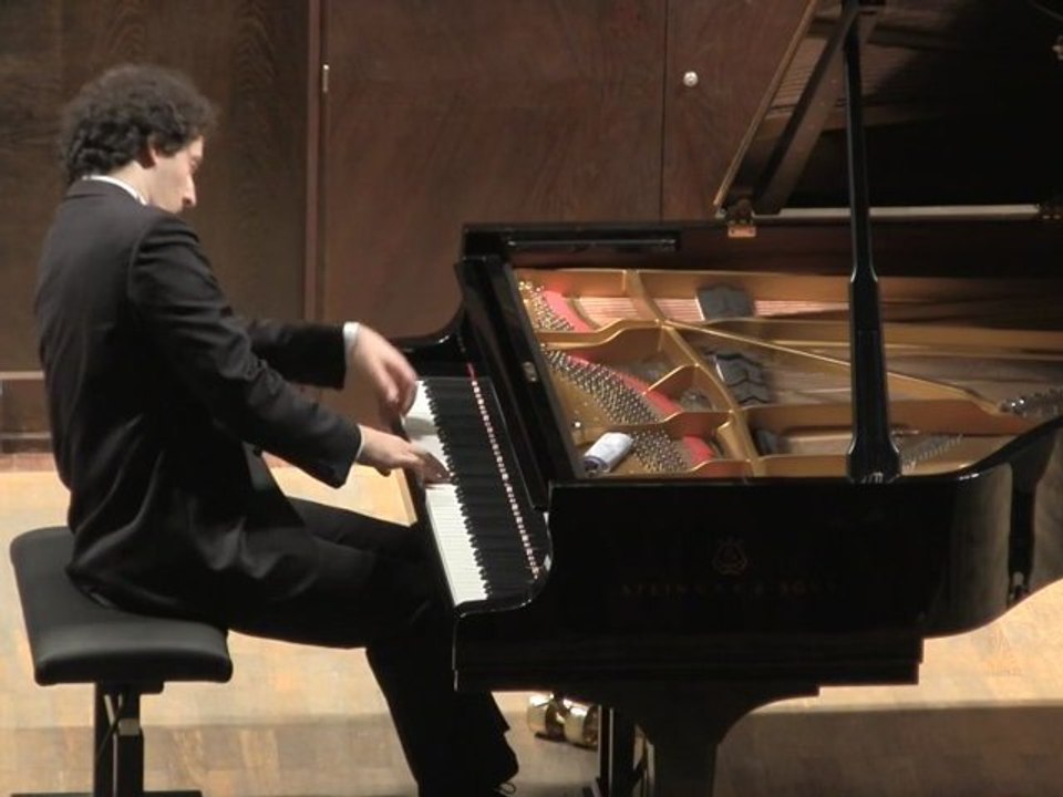 Debussy - "Général Lavine"—excentrique