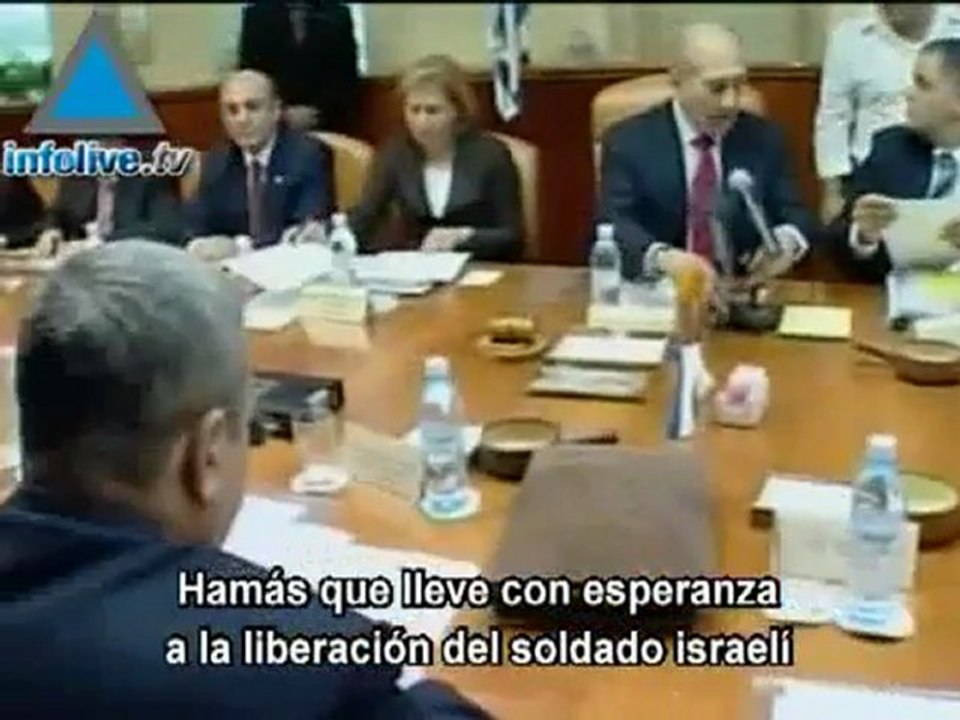 Olmert viaja a Washington y deja los problemas en espera