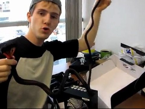 Fractal Design Newton R2 800W Modular Power Supply Unboxing & First Look Linus Tech Tips