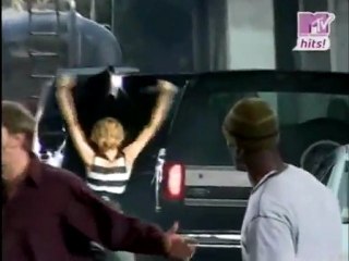 Kylie Minogue -  Red Blooded Woman behind the scene