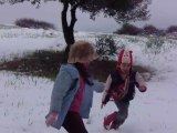 LES ENFANTS ET LA NEIGE SUR LES HAUTEURS DE MEDJADJA