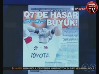 Canlı yayında gülme krizi - Video İzle