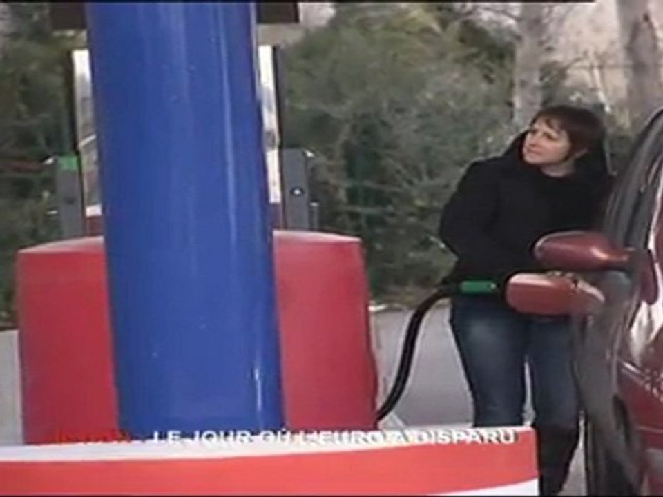 LA DISPARUTION DE  L'EURO  FAIT TREMBLER  L'EUROPE ENTIERE .