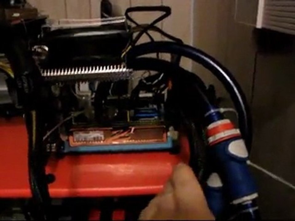 Gigabyte H55N-USB3 Mini ITX Motherboard on the Dual Boreas Chiller Linus Tech Tips