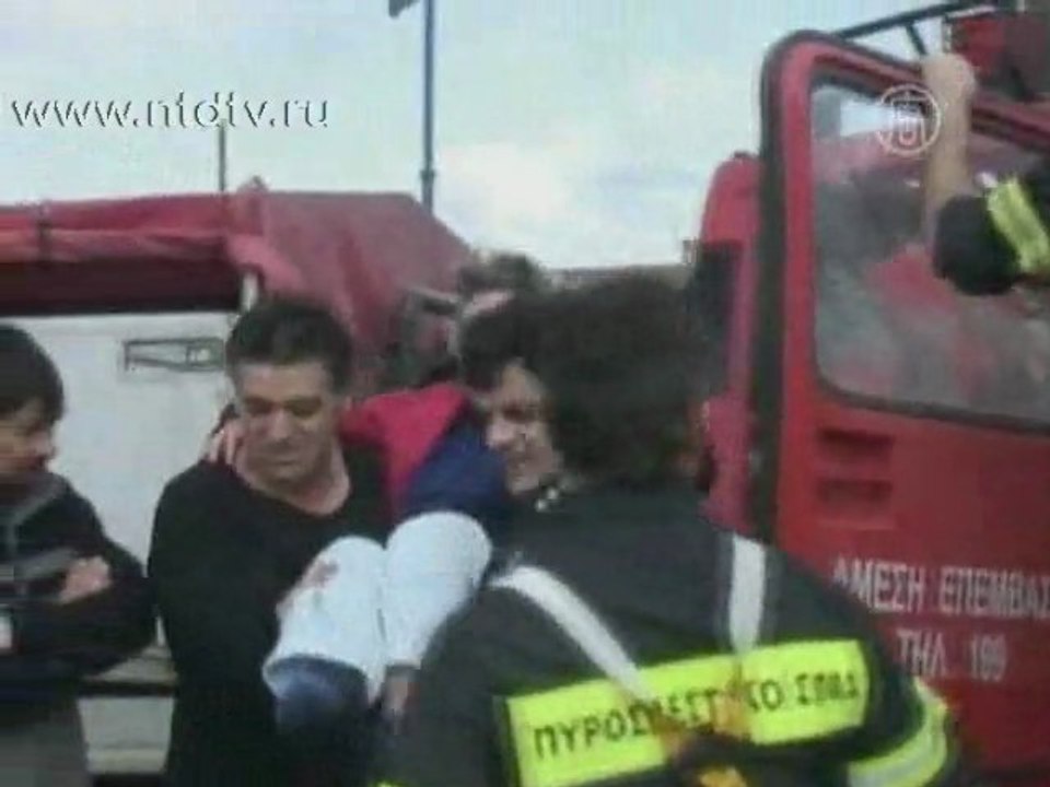 Юг Греции охватило наводнение, один погибший