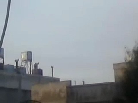 فري برس حمص حي الخالدية صباح يوم الأثنين تكبير من مساجد ردا على القصف العشوائي 6 2 2012