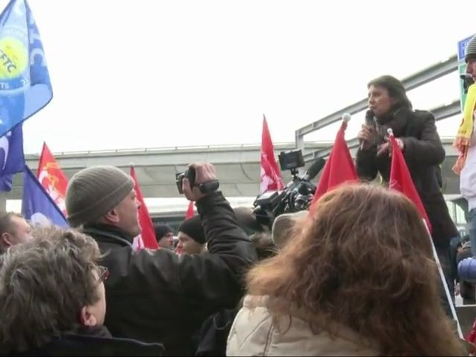 Grève dans le transport aérien: manifestation à Roissy
