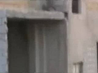 فري برس   حمص بابا عمرو قصف عنيف بالقذائف العشوائيه من قبل عصابات الاسد 6 2 2012 ج2