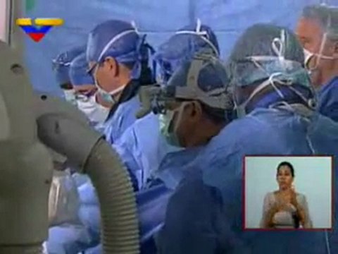 (VIDEO) Venezuela realiza reemplazo de válvula aórtica a pacientes de alto riesgo en el hospital Clínico de Caracas